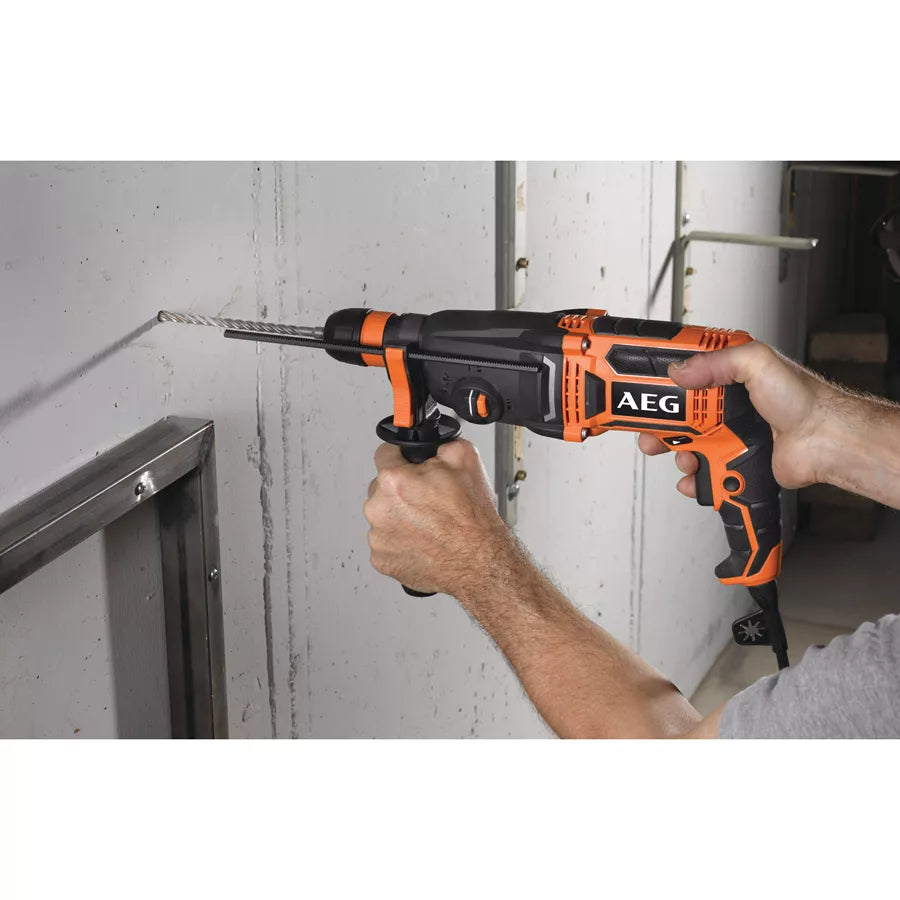 Tassellatore AEG 'BH24 IE' 800W - Potente e Versatile